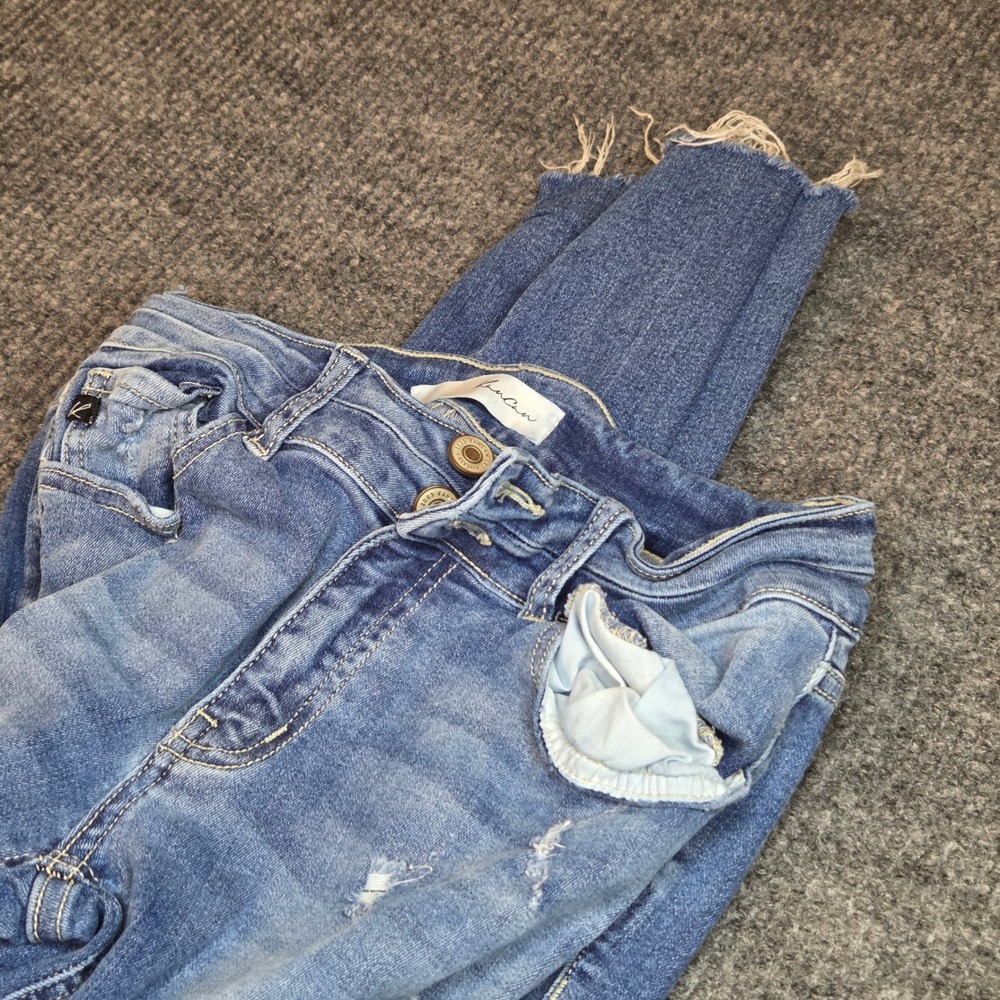 KanCan‎ Womens Jeans Size 1/24 Ripped Distressed Frayed Hem Light Wash Denim